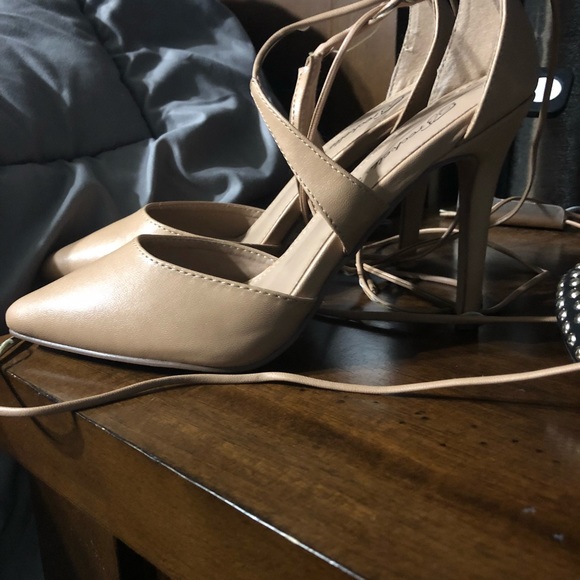 Shoe bundle - Picture 4 of 4